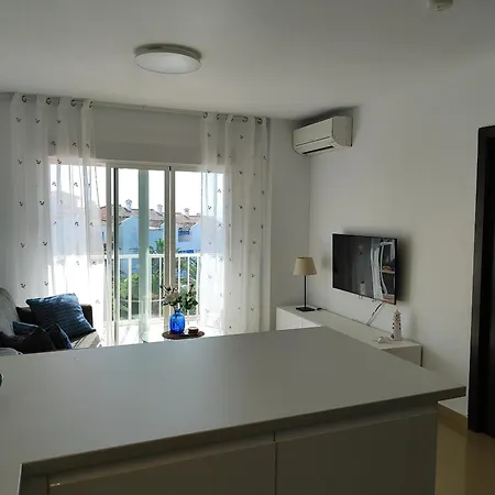 Edf. Delfín 2º2 * Nerja