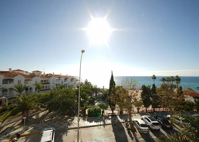 Apartamento Edf. Delfín 2º2 *